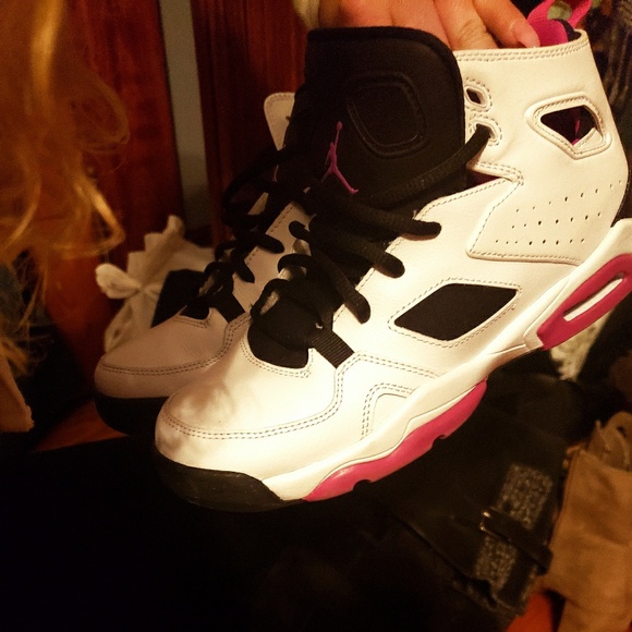 5.5Y Jordan flight school '91 girls - Picture 4 of 4